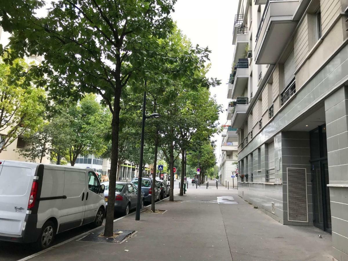 F2 Paris 10Eme Gare Du Nord - Stade De France - Parking Saint-Denis  Ngoại thất bức ảnh